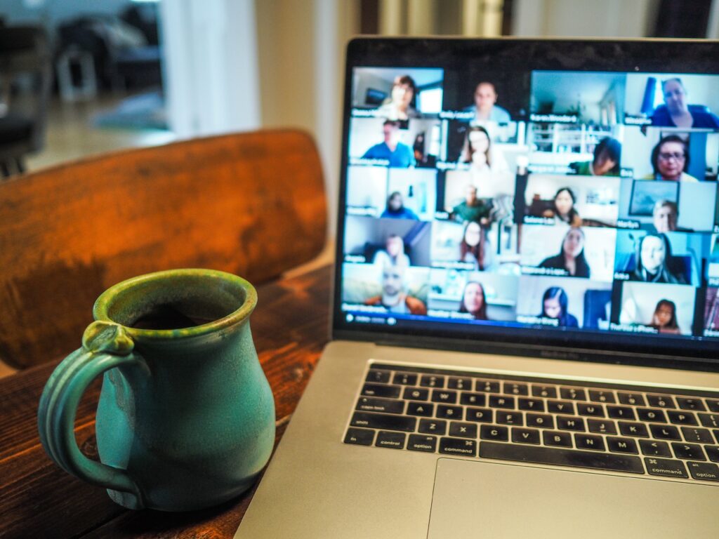 help employees maintain structure with flexible work by creating virtual social opportunities